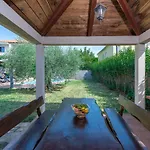 Lucas * Novigrad (Istria)