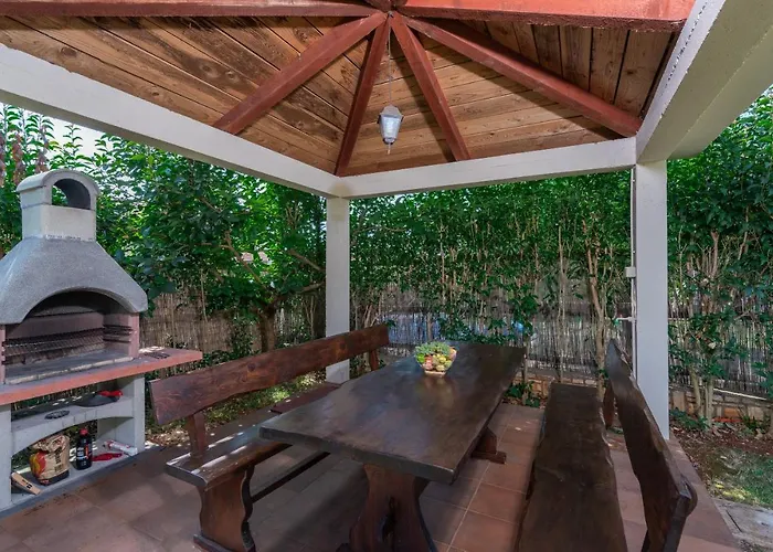 Lucas Βίλα Novigrad Istria