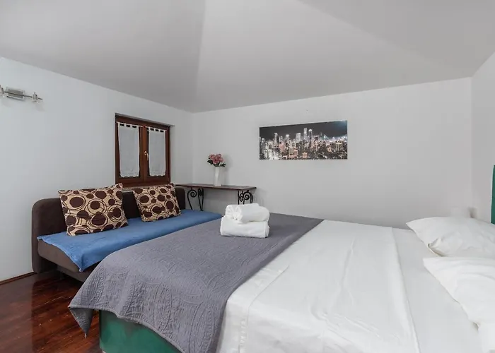 Lucas Βίλα Novigrad Istria