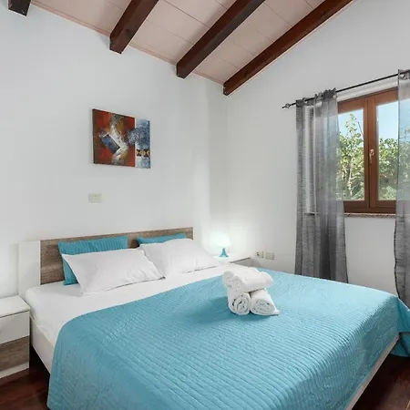 Lucas Villa Novigrad (Istria)