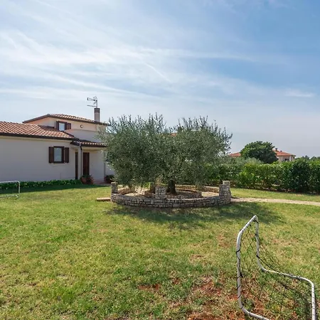 Lucas Novigrad Istria